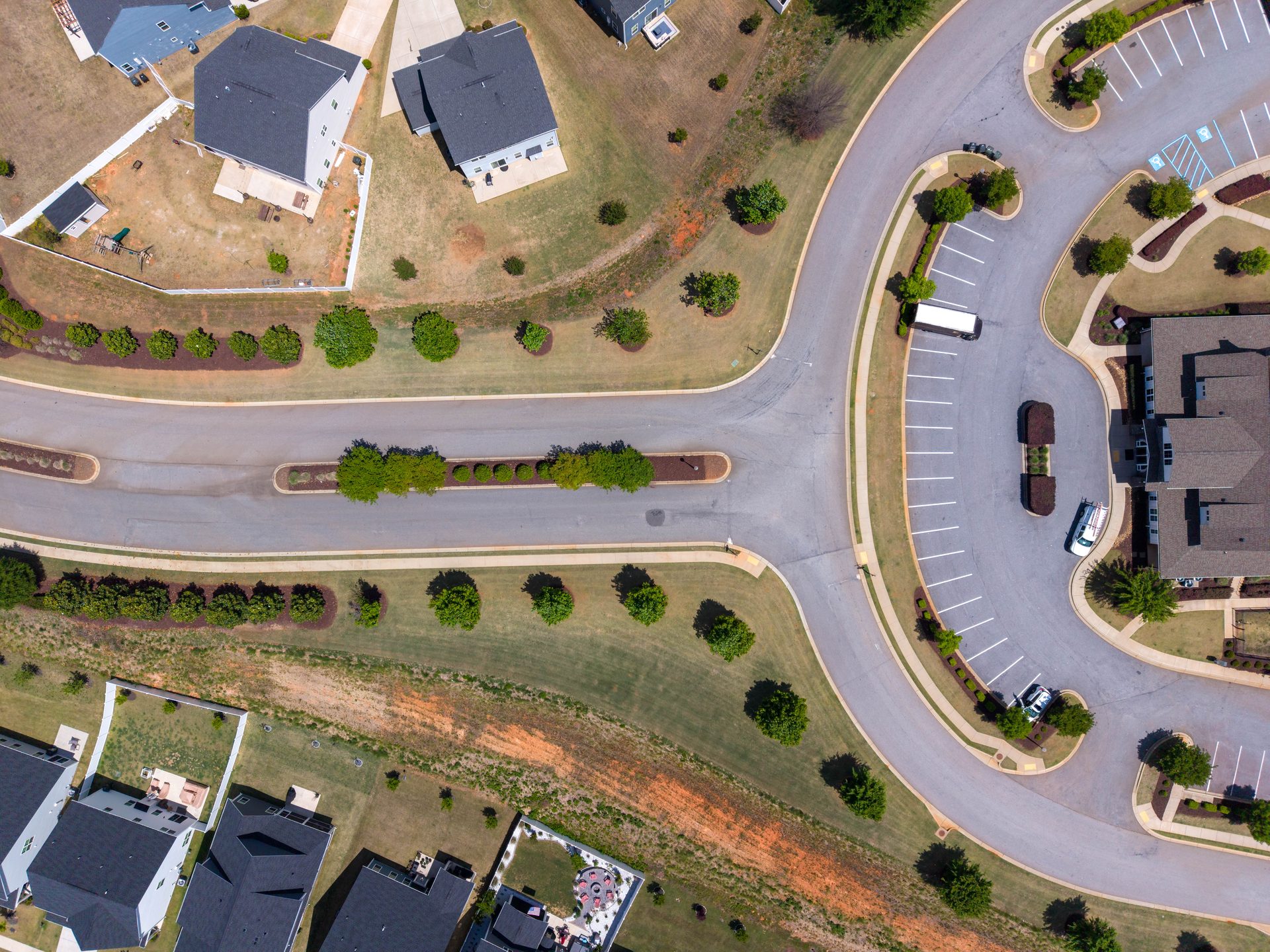 02 - Entrance Road - Top-Down Overview
